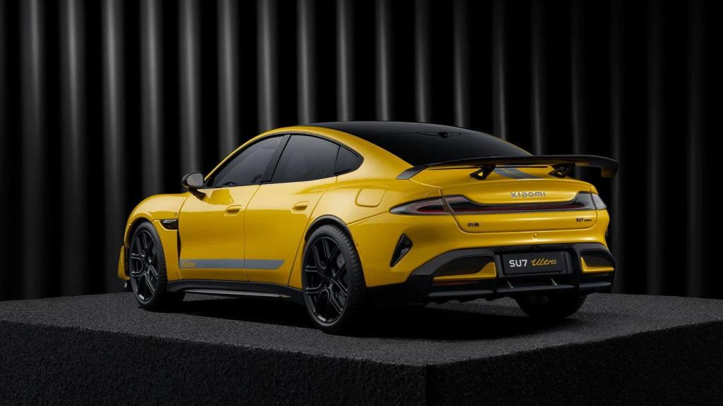 Modelo en miniatura del Xiaomi SU7 Ultra