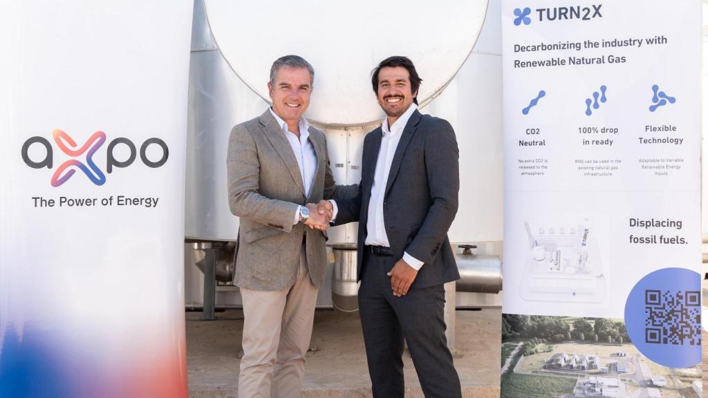 Ignacio Soneira, director general de Axpo Iberia, y Philip Kessler, CEO de TURN2X.