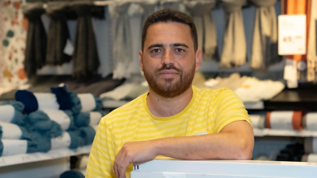El nuevo director de tienda en IKEA Valladolid, Oliver Doblas