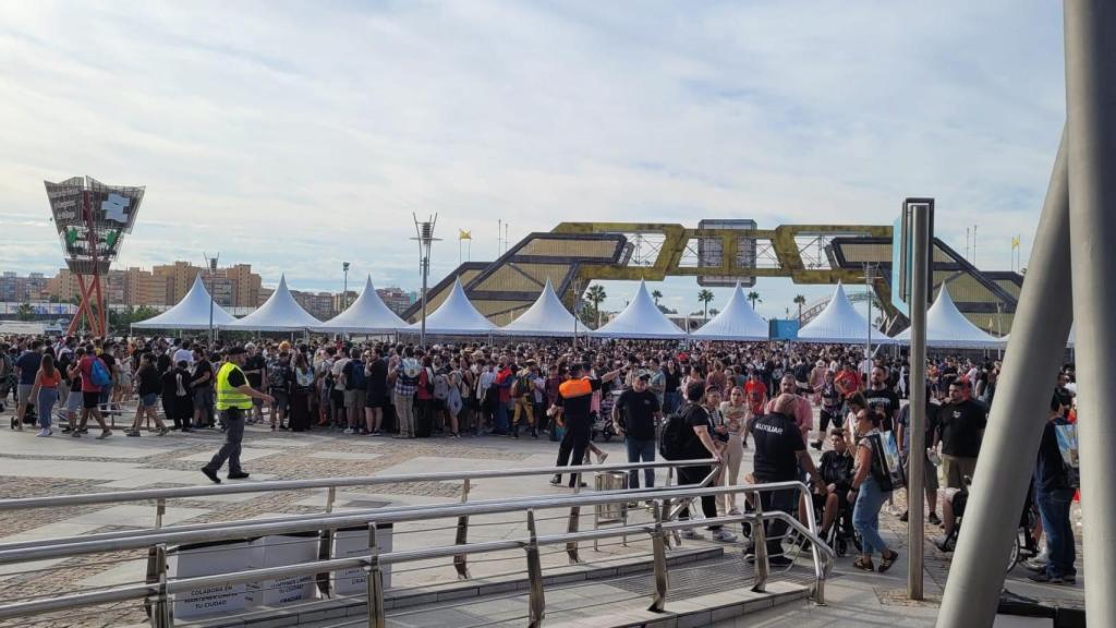 Colas para acceder al FYCMA durante la SDCC Málaga 2025