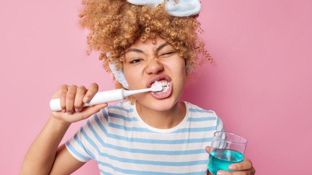¿Cada cuánto cambias tu cabezal del cepillo de dientes eléctrico?: esta es la frecuencia que los expertos recomiendan