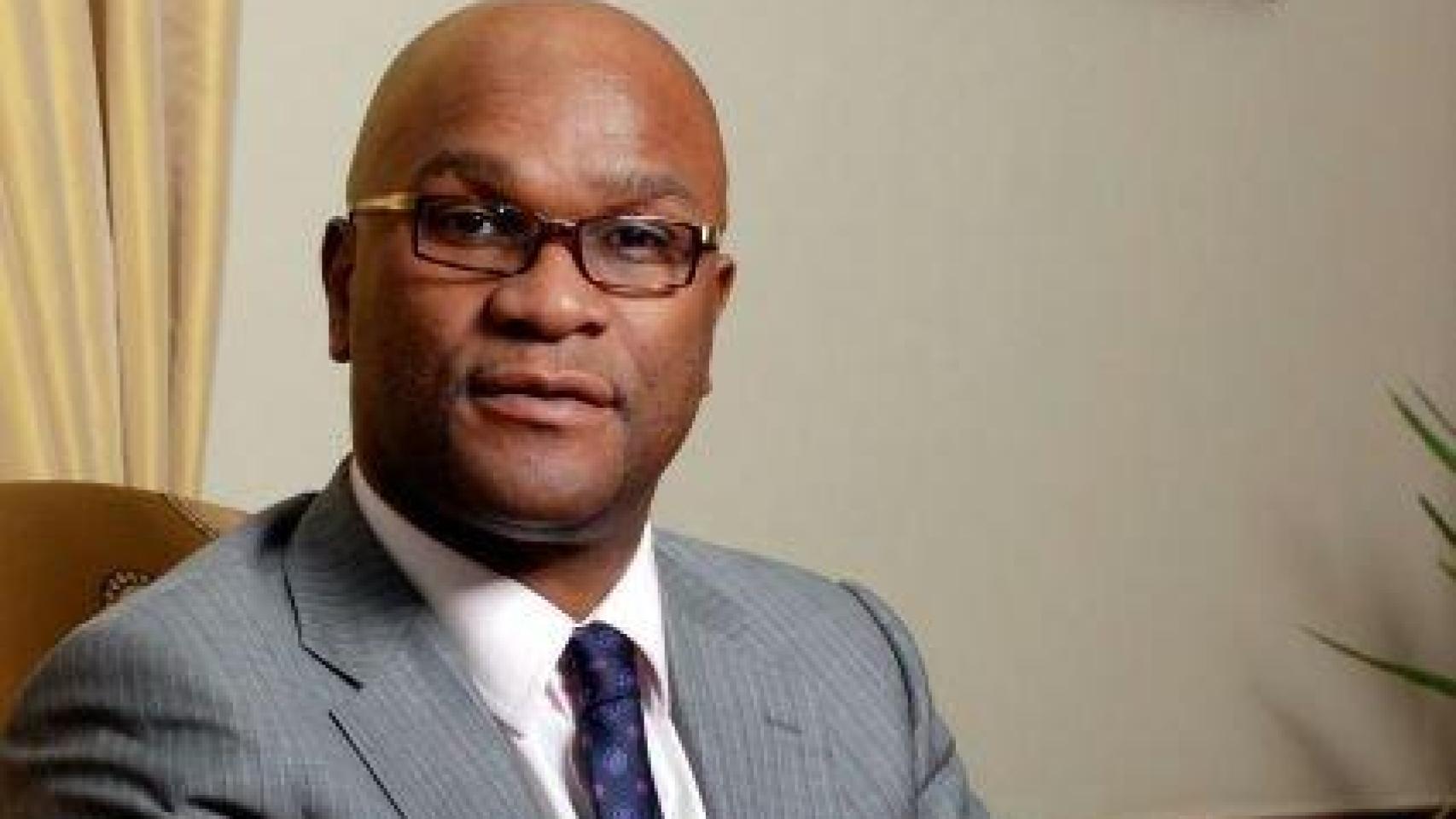 Nkosinathi Emmanuel Mthethwa, embajador de Sudáfrica en Francia.