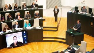 La sesión ordinaria del Pleno Municipal, en el Palacio de Cibeles, este martes.