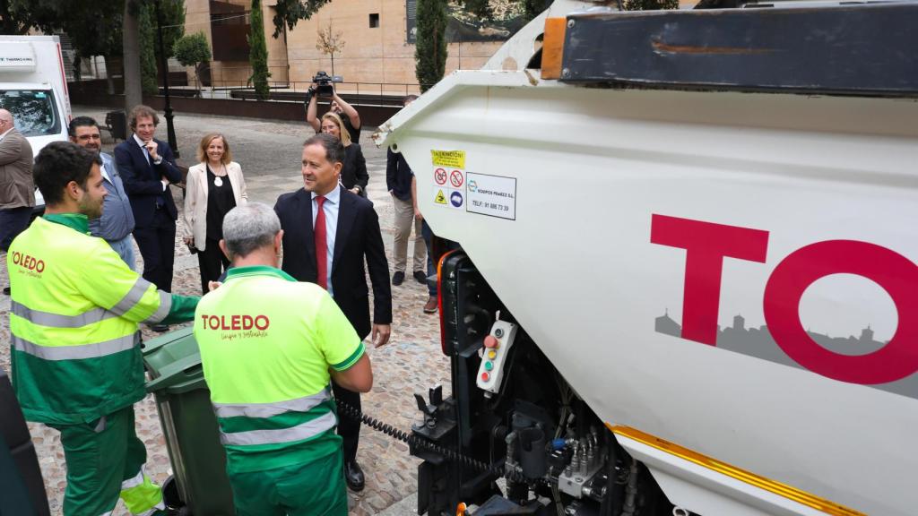 Velazquez- Reciclaje puerta a puerta vidrio