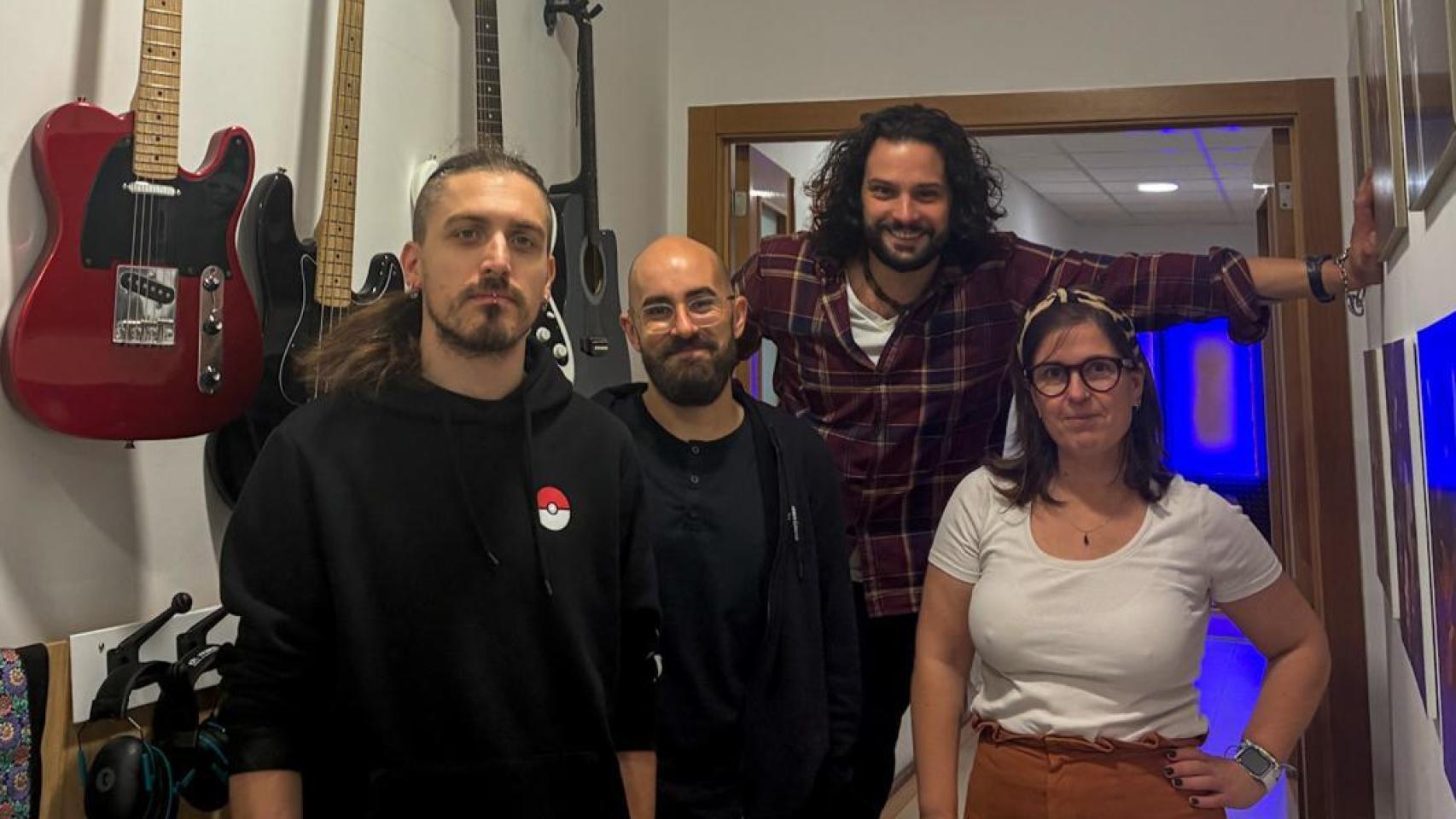 El Centro Xove en Santiago, un espacio cultural donde conviven música y juventud