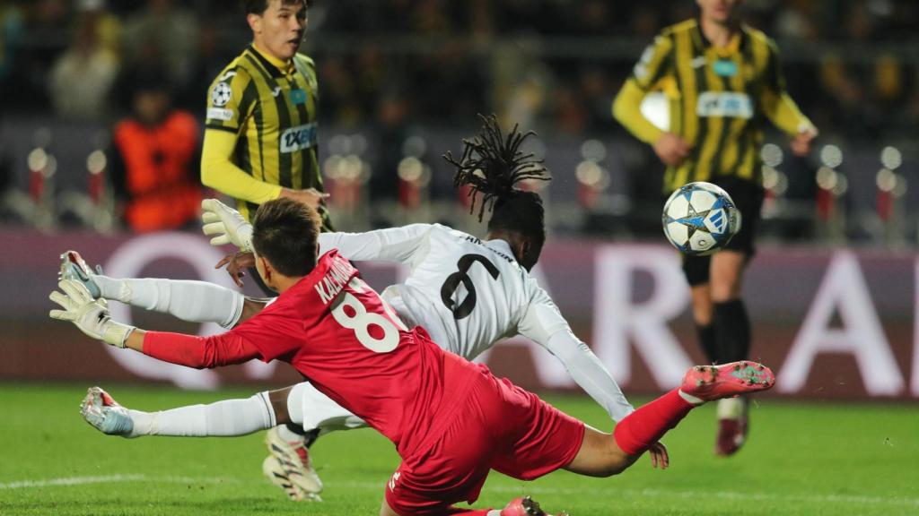 Camavinga remata a gol en el partido ante el Almaty.