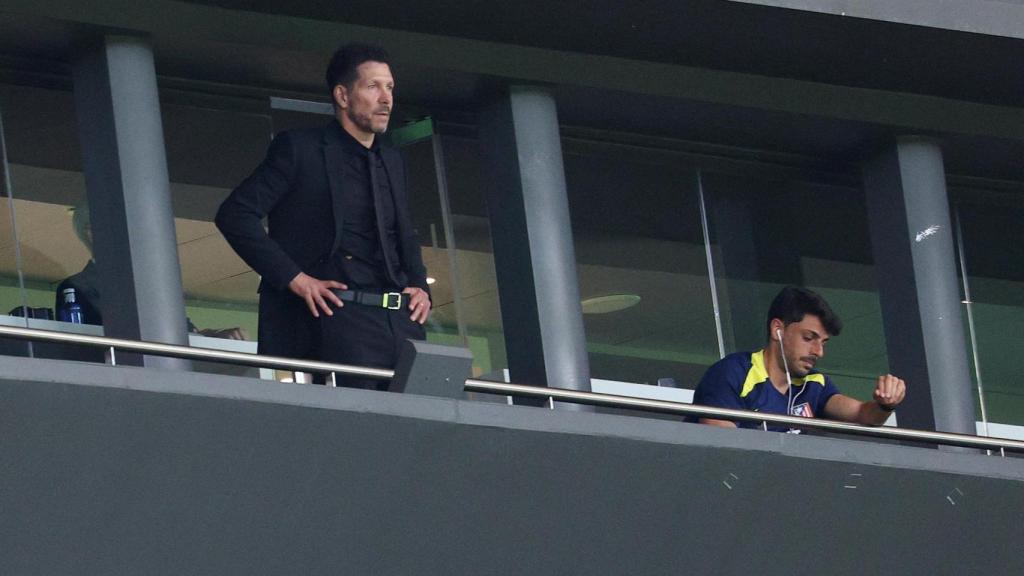 Simeone, en la grada del Metropolitano.