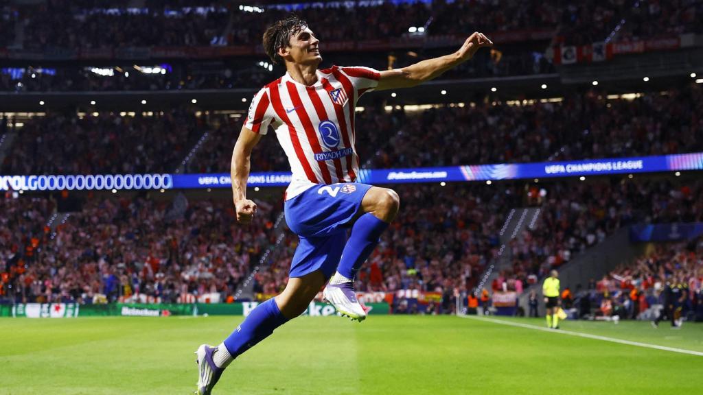 Le Normand celebra su gol contra el Eintracht.