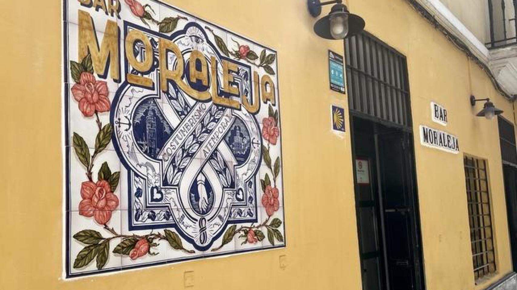 Fachada del establecimiento.