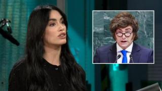 Lali Expósito y Javier Milei, en un fotomontaje de BLUPER.