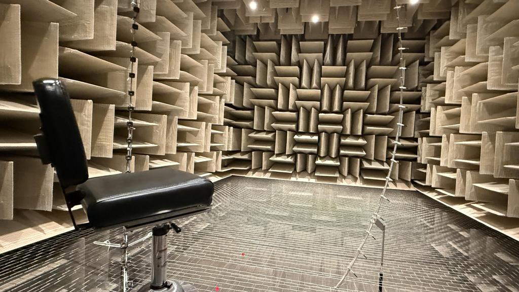 Cámara ancoica Longwave de Audio Lab de Apple