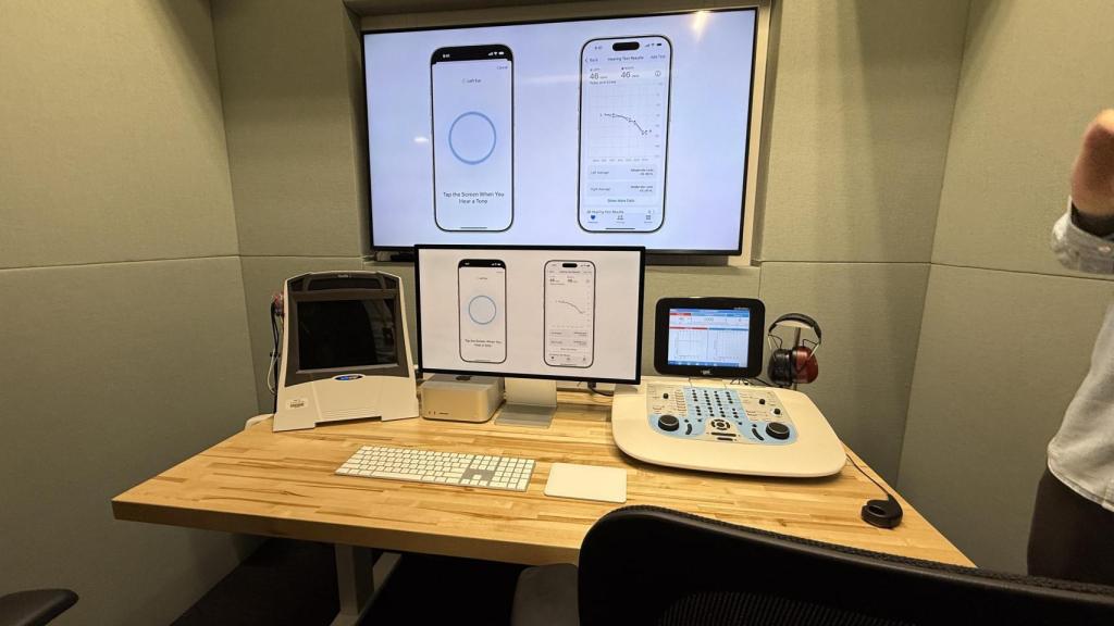 Cabina de salud auditiva en Audio Lab de Apple