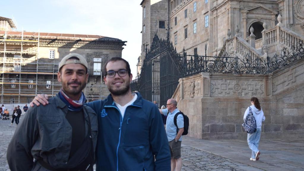 David y Borja en su paso por Santiago