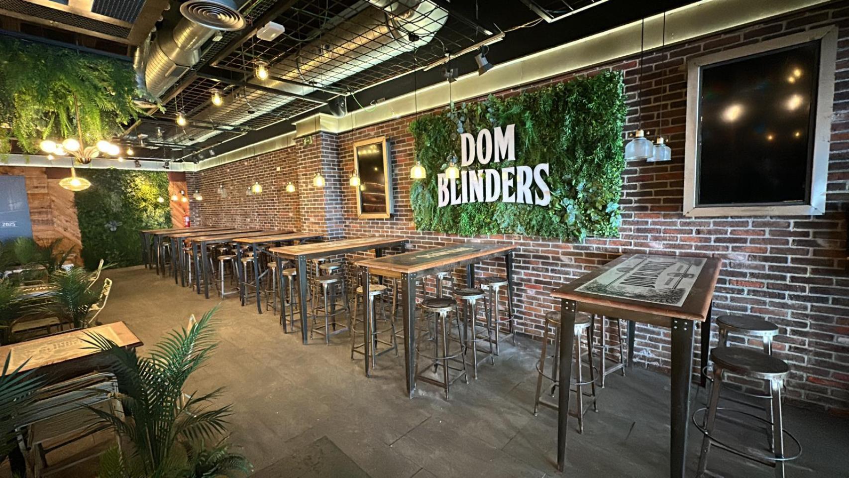 Abre en la zona cero de la dana un restaurante inspirado en Peaky Blinders. EE