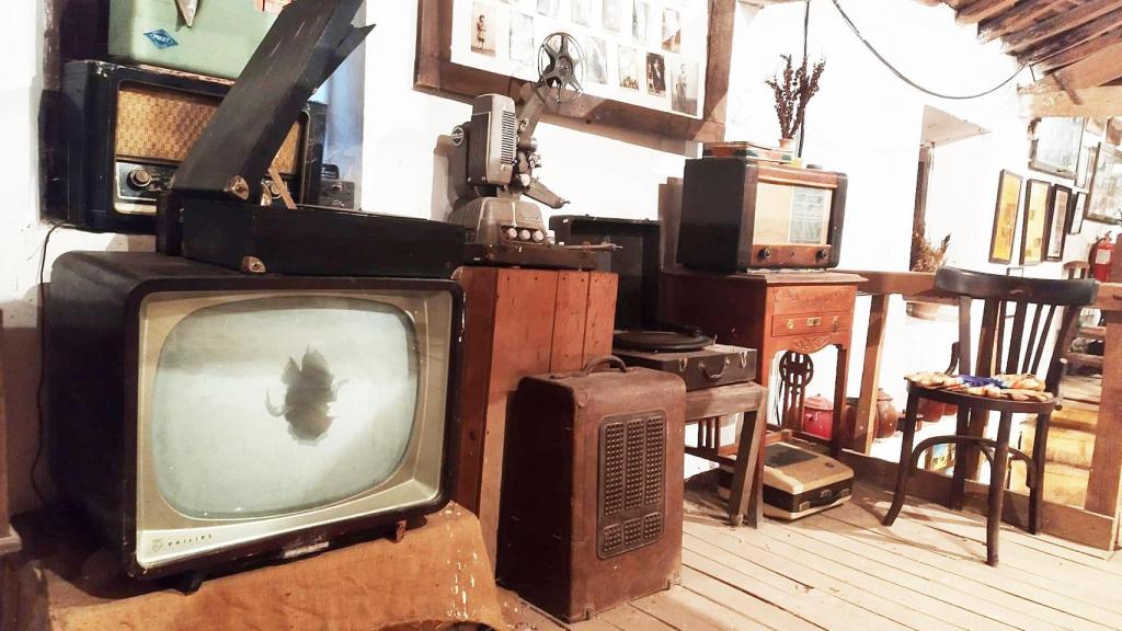 Objetos antiguos que se conservan en el Bar San Ro de La Zarza