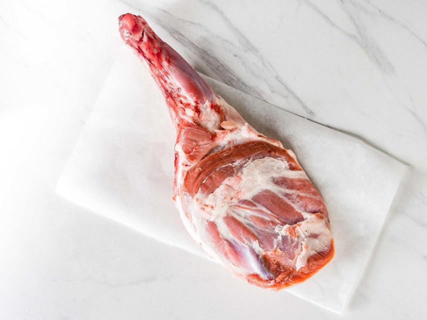 Una paletilla de cordero Segureño.