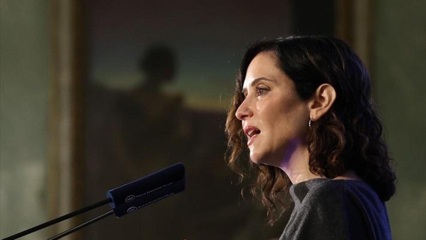 La presidenta de la Comunidad de Madrid, Isabel Díaz Ayuso, durante un desayuno informativo.