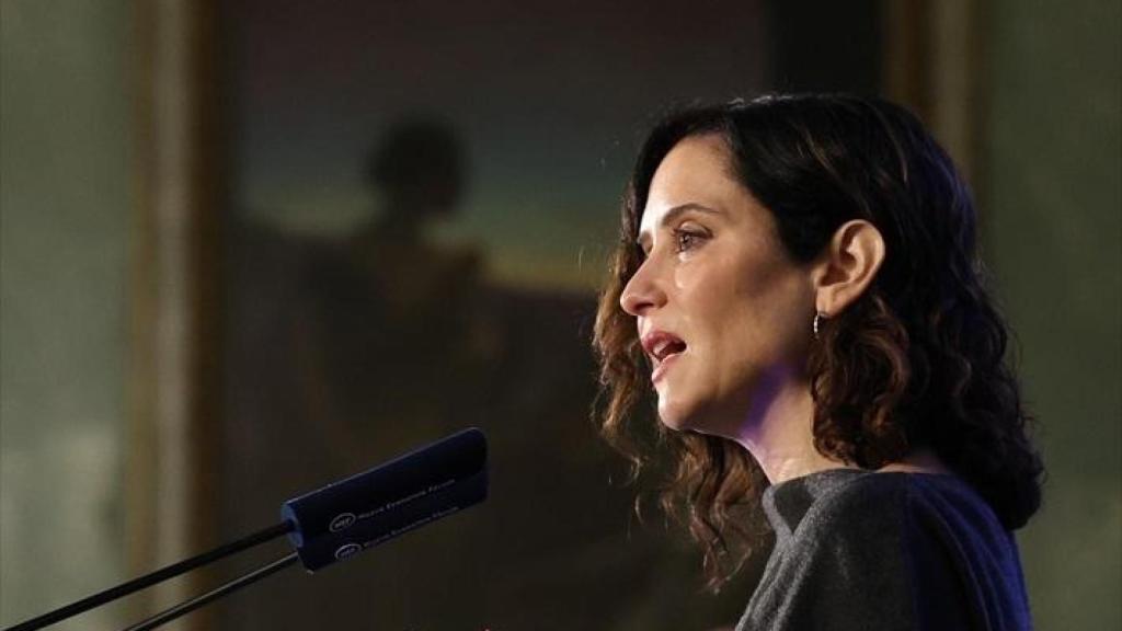 La presidenta de la Comunidad de Madrid, Isabel Díaz Ayuso, durante un desayuno informativo.
