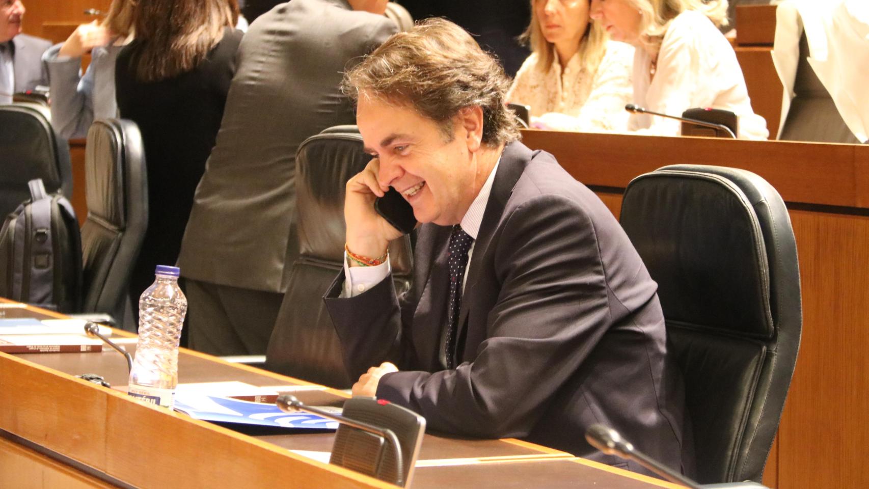 Roberto Bermúdez de Castro, consejero de Hacienda, en las Cortes de Aragón