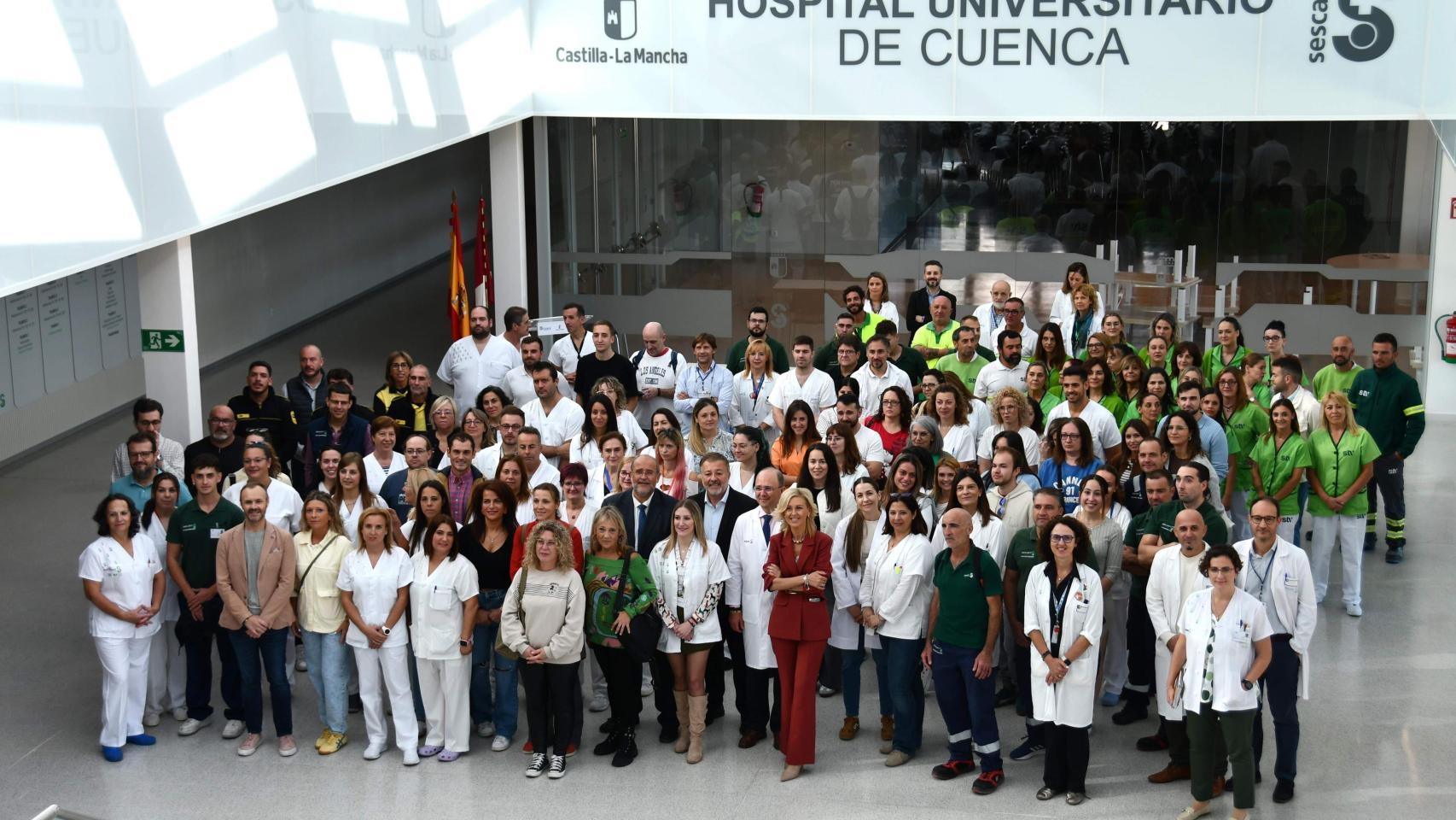 Recepción a los nuevos profesionales del Hospital Universitario de Cuenca. Foto: JCCM.