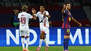 Mayulu celebra con Mbaye el gol del empate.