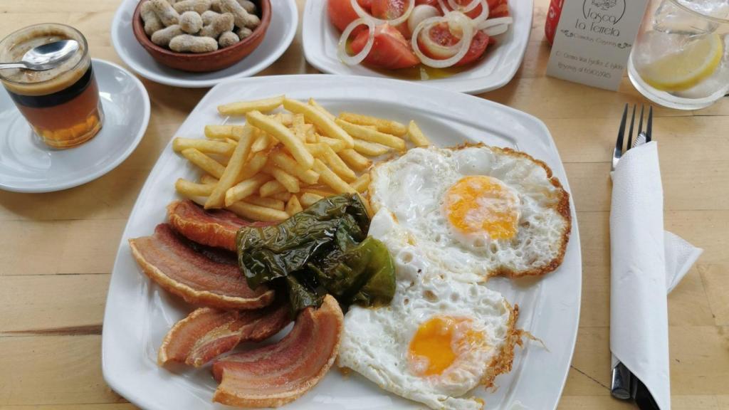 Tasca La Terreta y su almuerzo montañés.