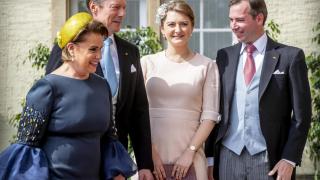 Los Grandes Duques salientes y los nuevos Grandes Duques en un acto en 2019.