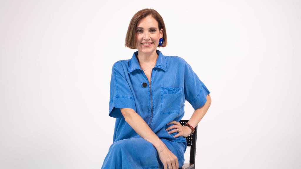 La farmacéutica posa durante la grabación de su vídeo para Magas.