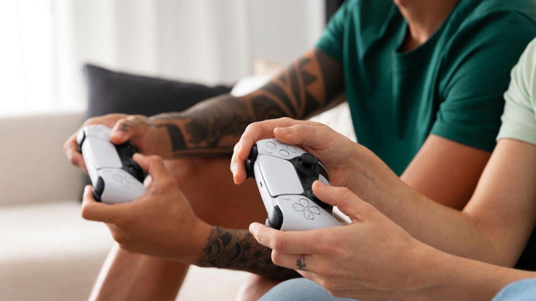 Alerta gaming: PcComponentes acaba de rebajar la PS5 más ligera y potente (¡ahórrate 100€!)