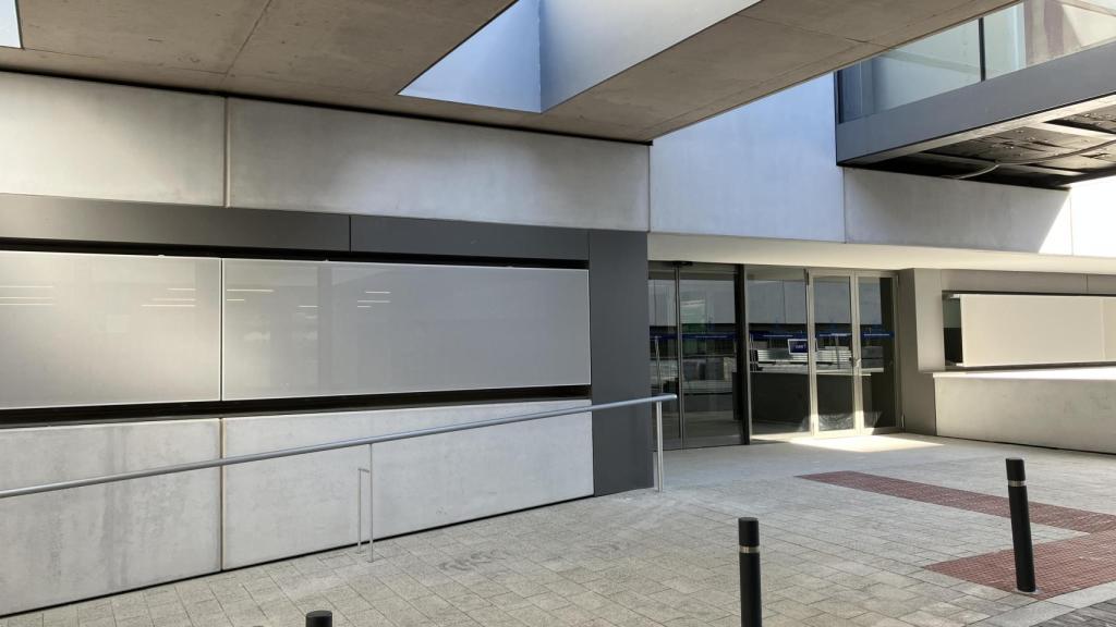 Entrada Edificio Polivalente Hospital de Albacete