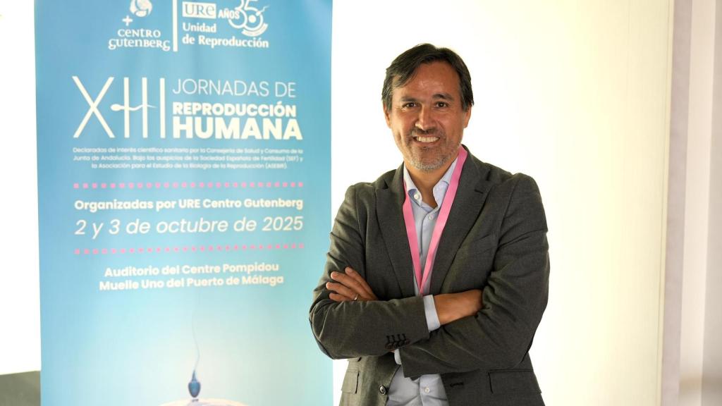 Claudio Álvarez, experto en reproducción asistida en Málaga.