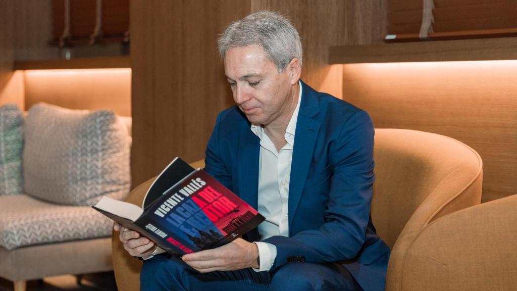 El periodista Vicente Vallés desgrana para Magas las mujeres espías de su nuevo libro en el Hyatt Centric Gran Vía.