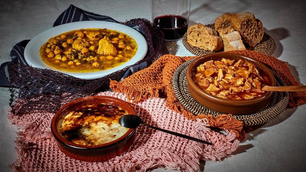 Garbanzos con espinacas, callos y arroz con leche.