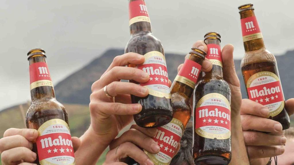 Los brindis en buena compañía siempre saben mejor.