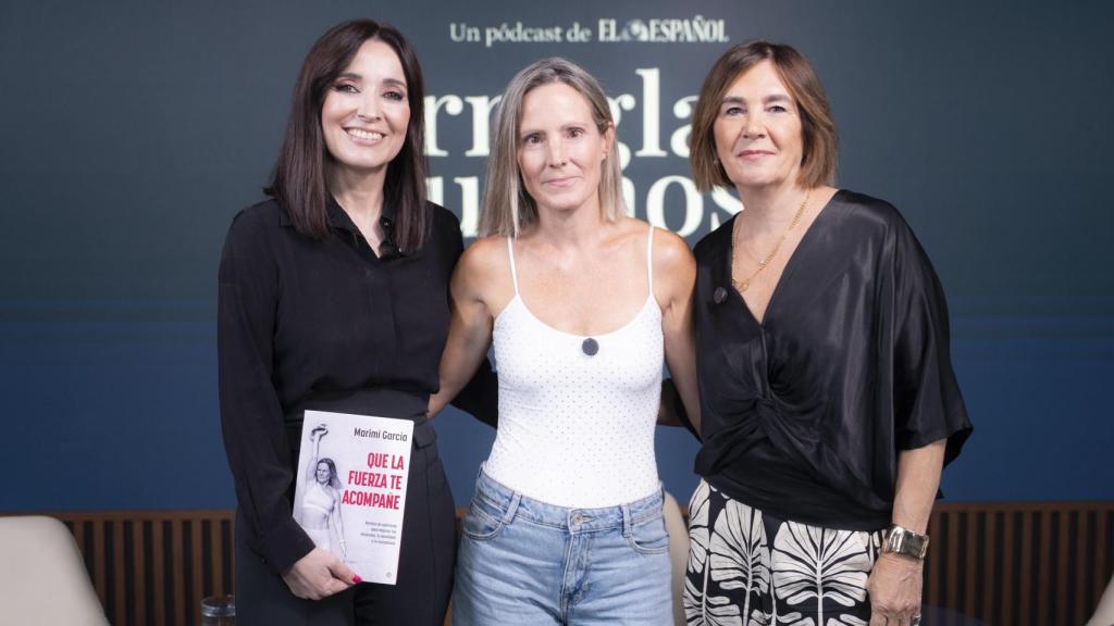 La invitada al pódcast junto a Cruz Sánchez de Lara y Charo Izquierdo.