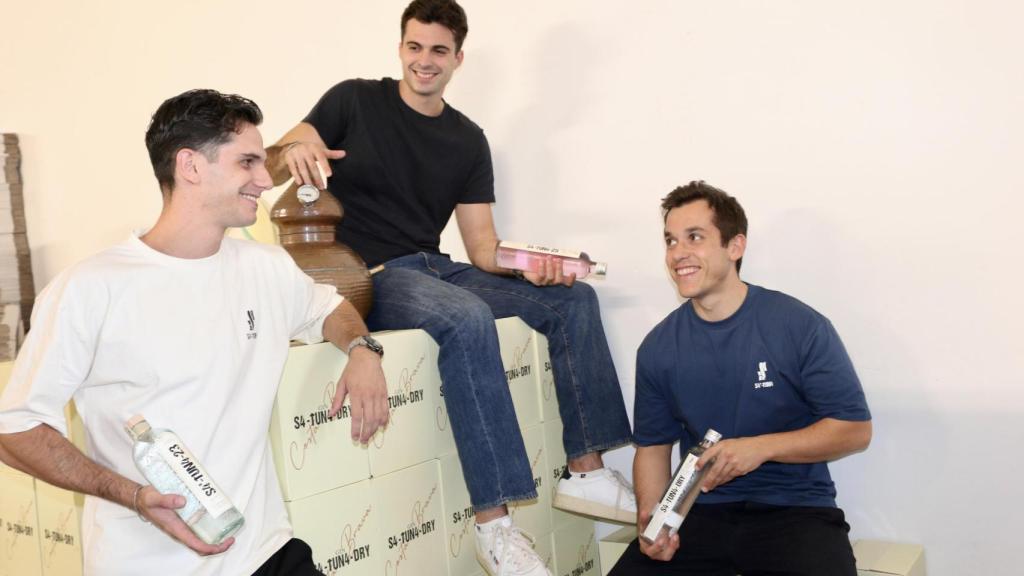 Los jóvenes arriesgaron todos sus ahorros.