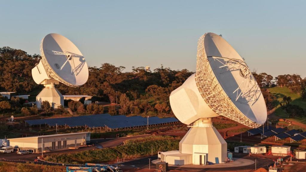 New Norcia 3, en primer plano, junto a otra antena en Australia