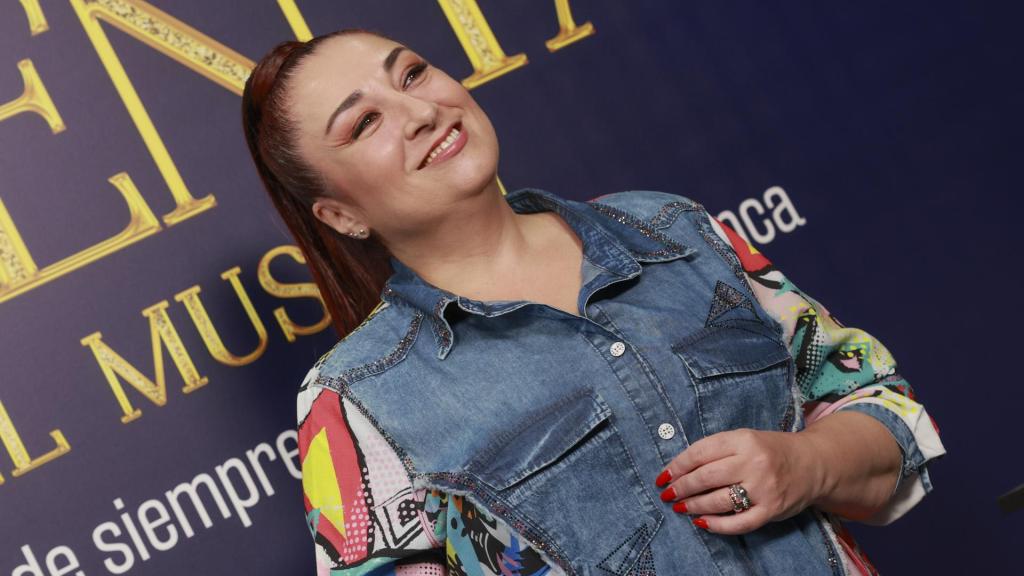 Mari Ángeles, miembro de Camela, en el estreno del musical de 'Cenicienta' en Madrid.