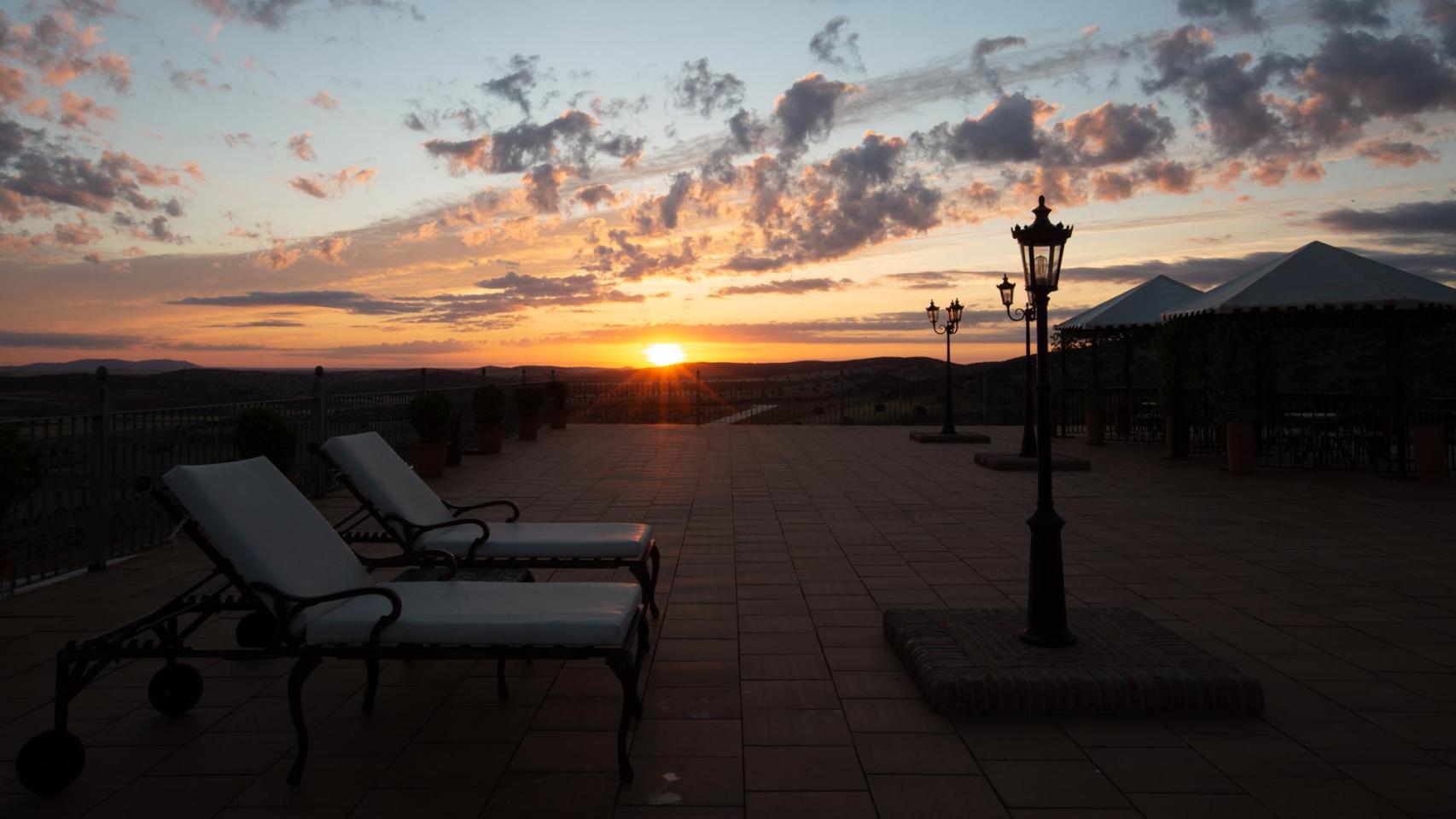 Un atardecer desde el hotel.