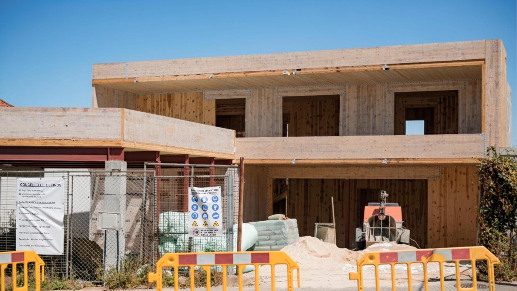 La vivienda construida en madera que revoluciona Oleiros (A Coruña) : Se levantó en apenas diez días