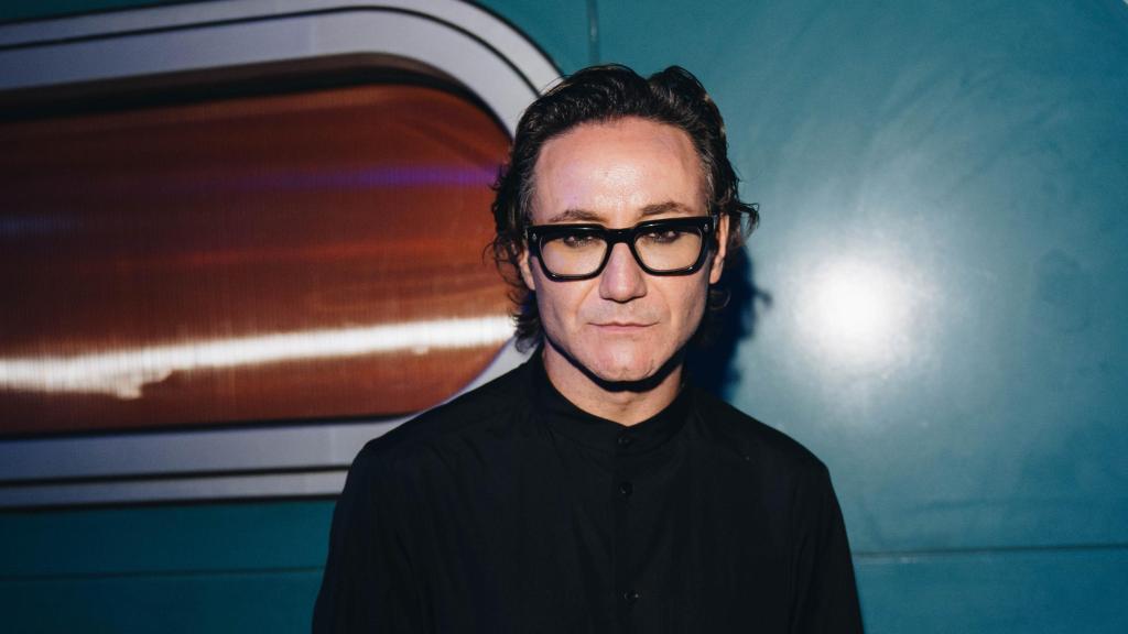 El actor Carlos Santos.