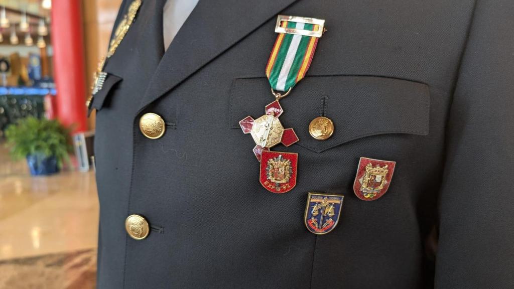 La cruz roja de Marcos.