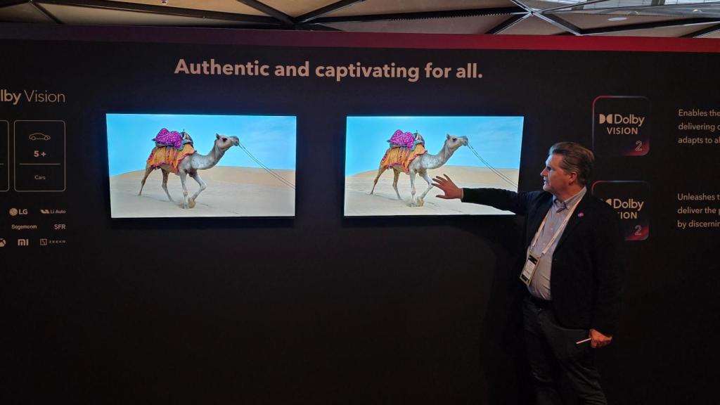 Dolby Vision 2 activo en la pantalla de la derecha
