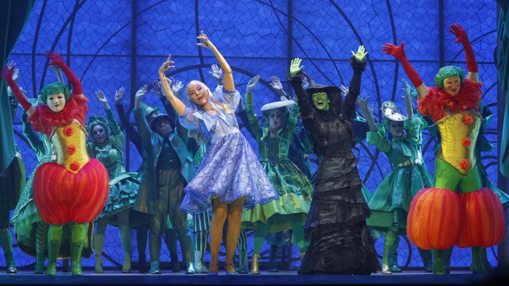 Una escena de 'Wicked', en el Nuevo Teatro Alcalá de Madrid. Foto: J. P. Gandul / EFE