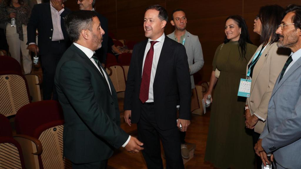 Carlos Velázquez durante su llegada al Congreso Nacional FAI Conecta en Toledo.