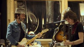 'Hasta que me quede sin voz': Leiva se desnuda en un documental que muestra la lucha del gigante