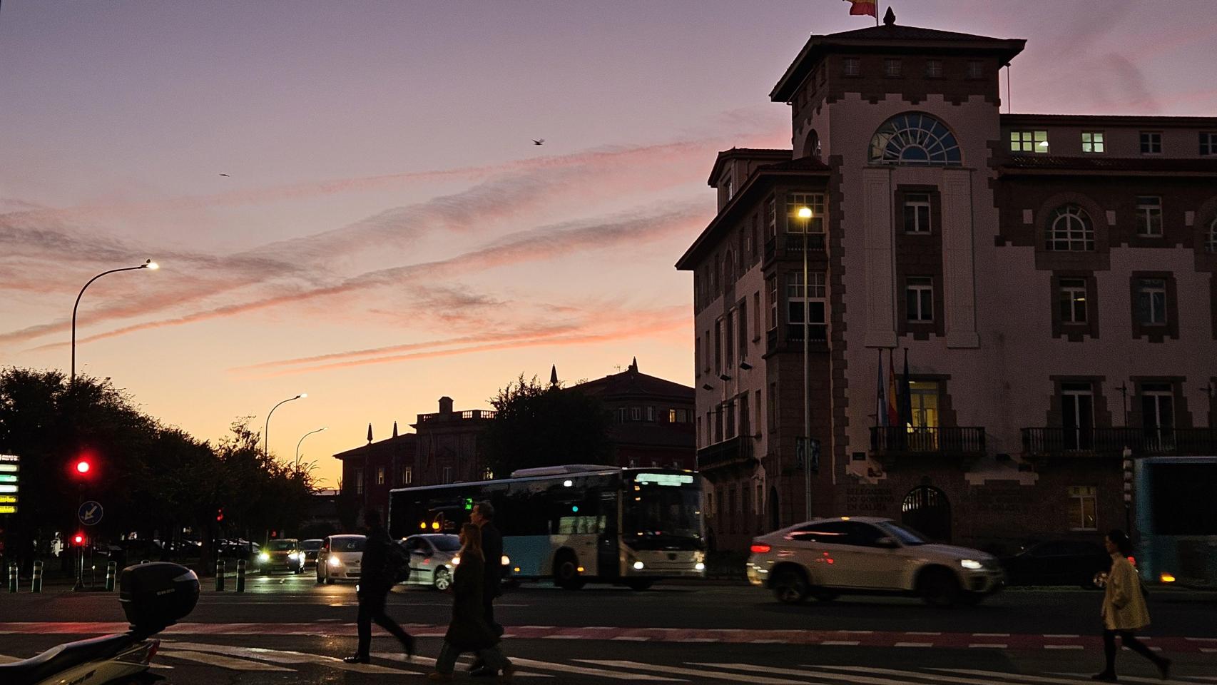 Cielos despejados al amanecer en A Coruña.