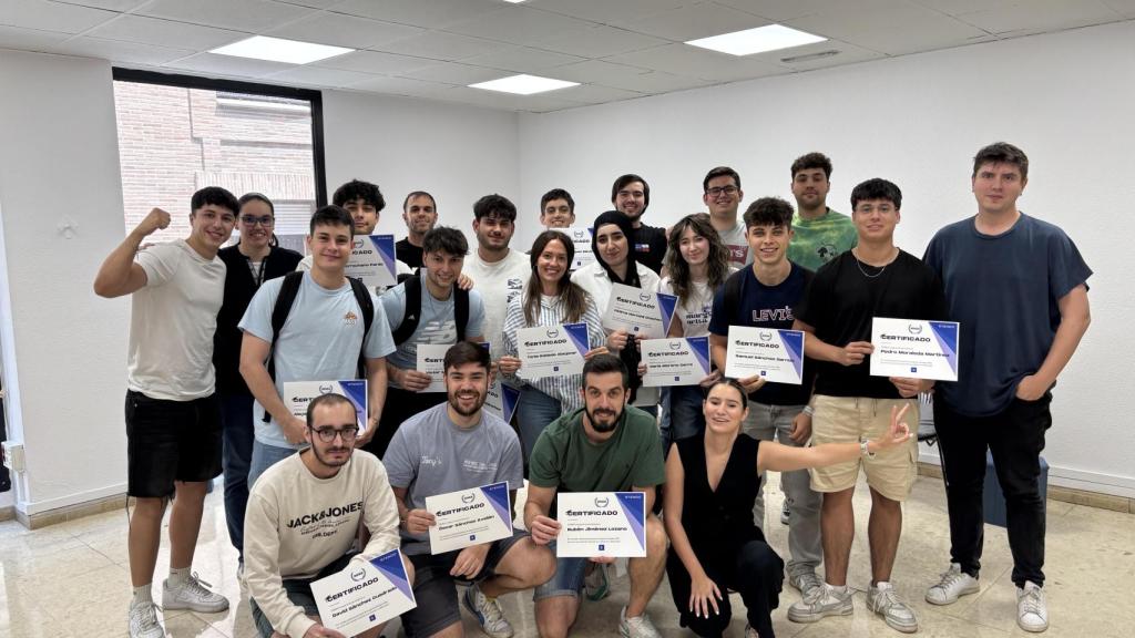 Acto de certificación de alumnos en Talavera de la Reina.