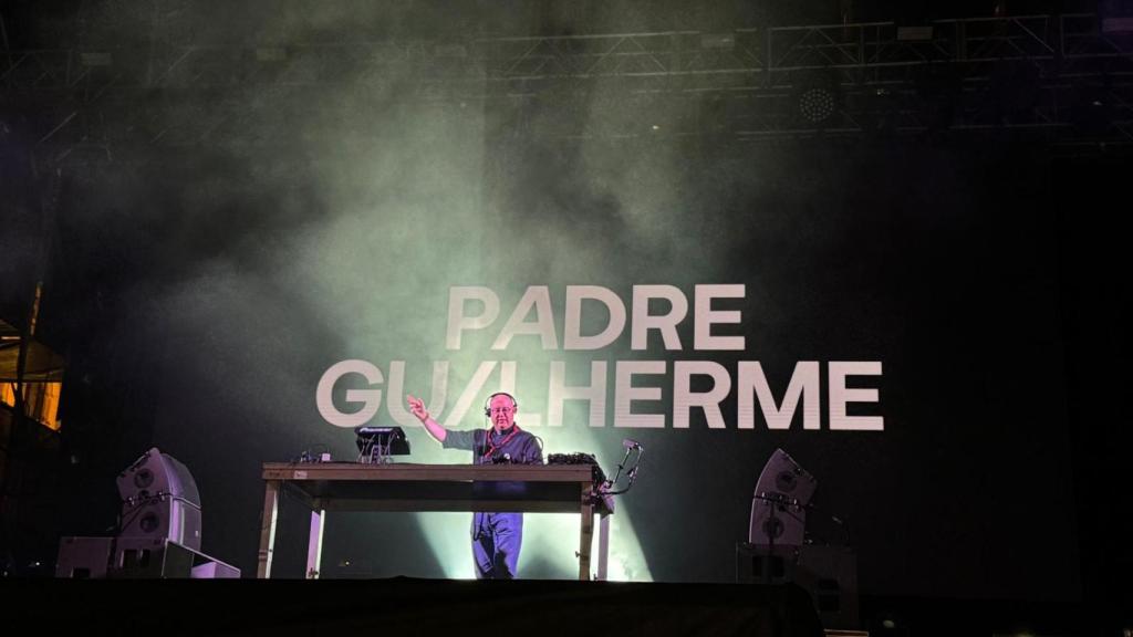 El cura Dj en Zaragoza.