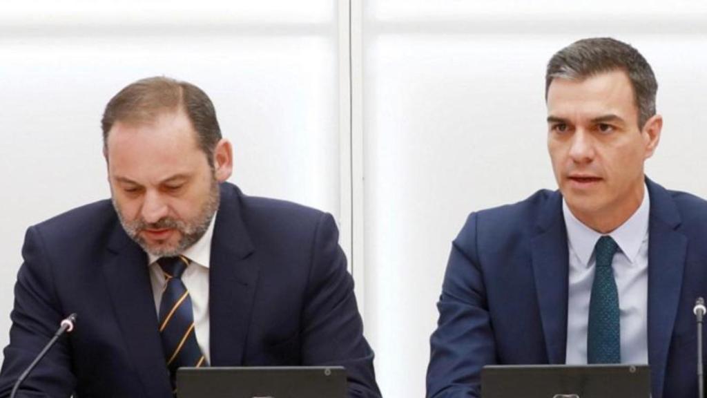 Santos Cerdán, José Luis Ábalos y Pedro Sánchez, en una reunión de la dirección del PSOE.